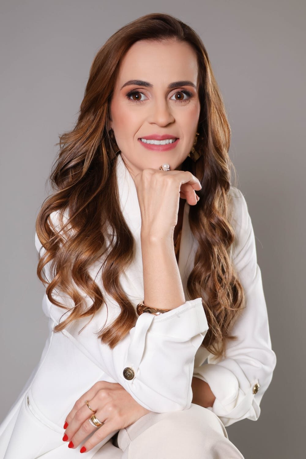 Dra. Julianne Alves, enfermeira especialista em feridas, ostomias e laserterapia